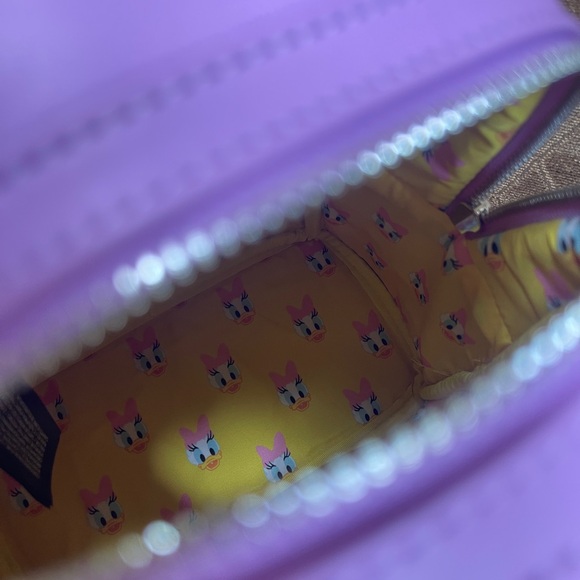 Loungefly Disney Donald and Daisy Backpack Set - NWT - Picture 8 of 8